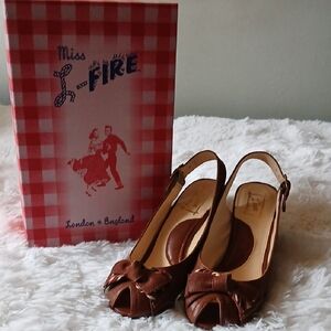 Brown Peep Toe Women's Shoes